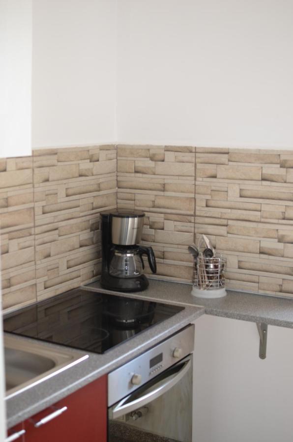 Vila Cu Trandafiri Cozy Apartments 2 Camere Bragadiru Экстерьер фото
