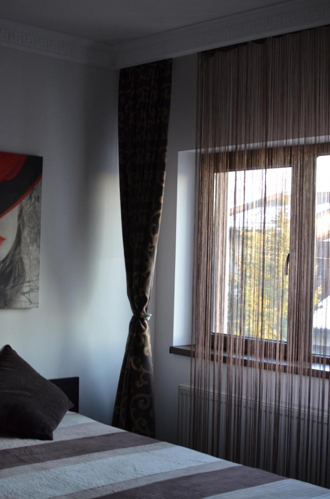 Vila Cu Trandafiri Cozy Apartments 2 Camere Bragadiru Экстерьер фото